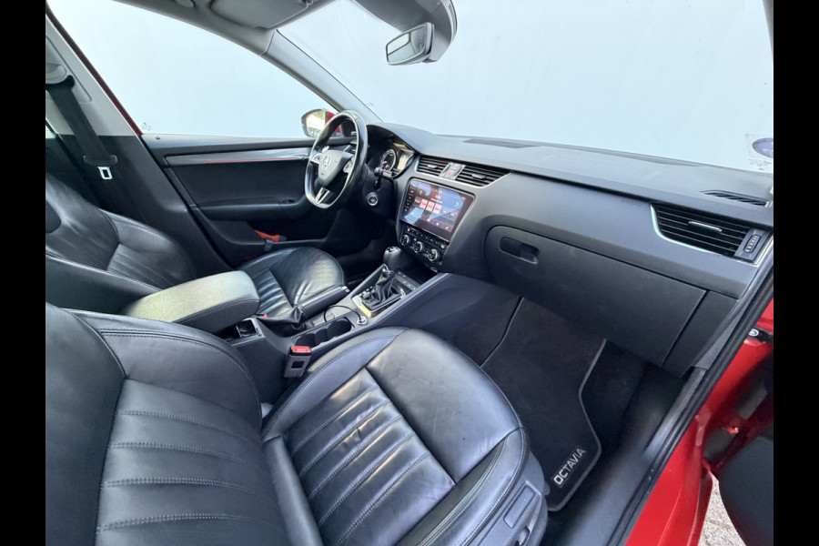 Škoda Octavia Combi 1.5 TSI Greentech Style Trekhaak Pano Leer Memory Canton Adap.Cruise Camera VOL!