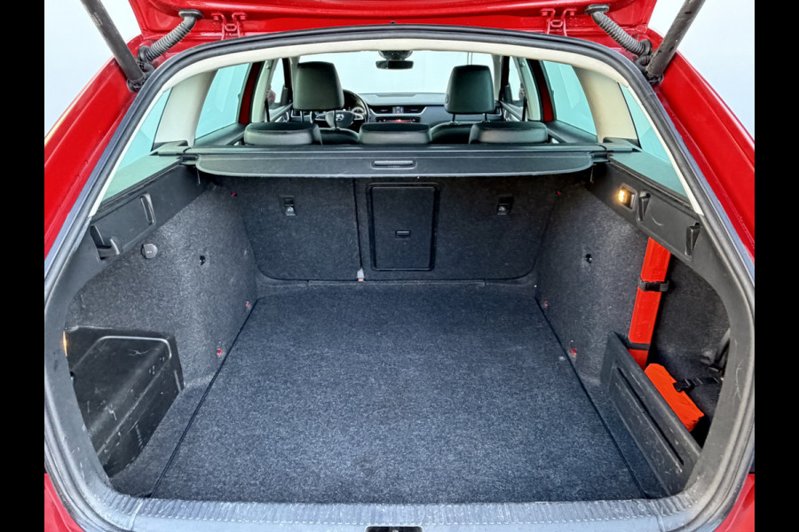 Škoda Octavia Combi 1.5 TSI Greentech Style Trekhaak Pano Leer Memory Canton Adap.Cruise Camera VOL!