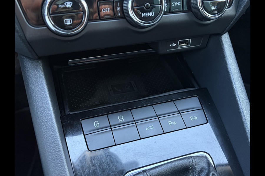 Škoda Octavia Combi 1.5 TSI Greentech Style Trekhaak Pano Leer Memory Canton Adap.Cruise Camera VOL!