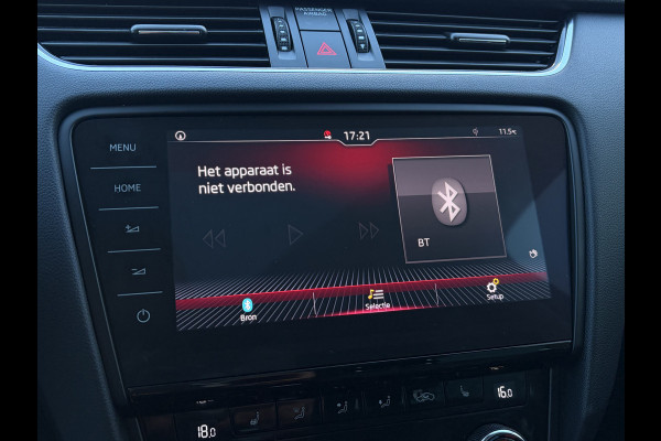 Škoda Octavia Combi 1.5 TSI Greentech Style Trekhaak Pano Leer Memory Canton Adap.Cruise Camera VOL!
