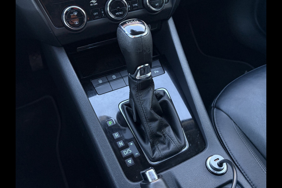 Škoda Octavia Combi 1.5 TSI Greentech Style Trekhaak Pano Leer Memory Canton Adap.Cruise Camera VOL!
