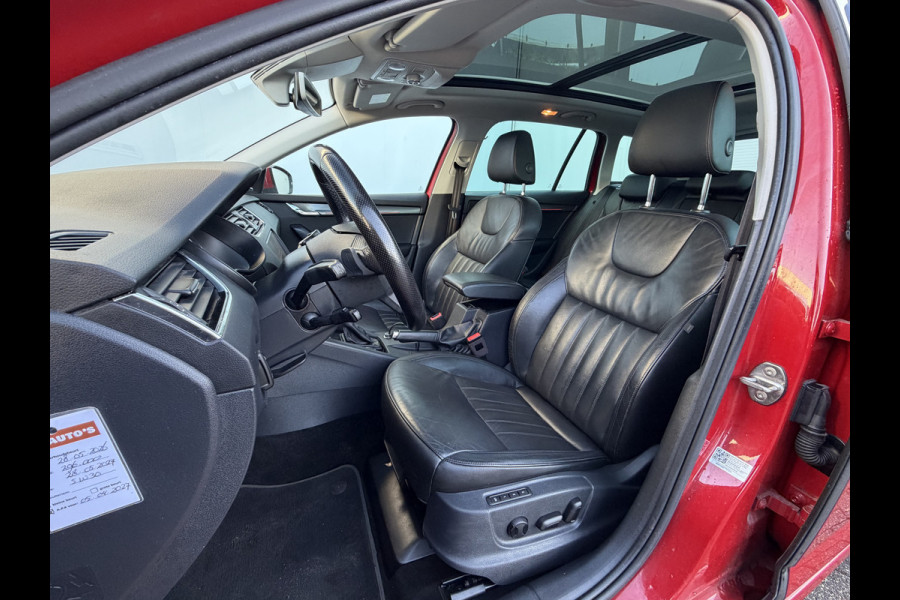 Škoda Octavia Combi 1.5 TSI Greentech Style Trekhaak Pano Leer Memory Canton Adap.Cruise Camera VOL!