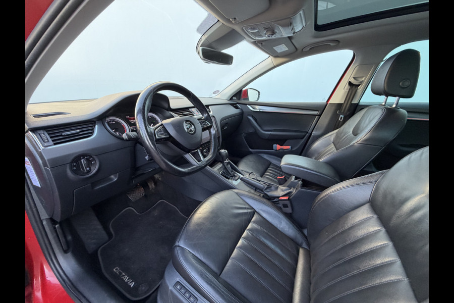 Škoda Octavia Combi 1.5 TSI Greentech Style Trekhaak Pano Leer Memory Canton Adap.Cruise Camera VOL!