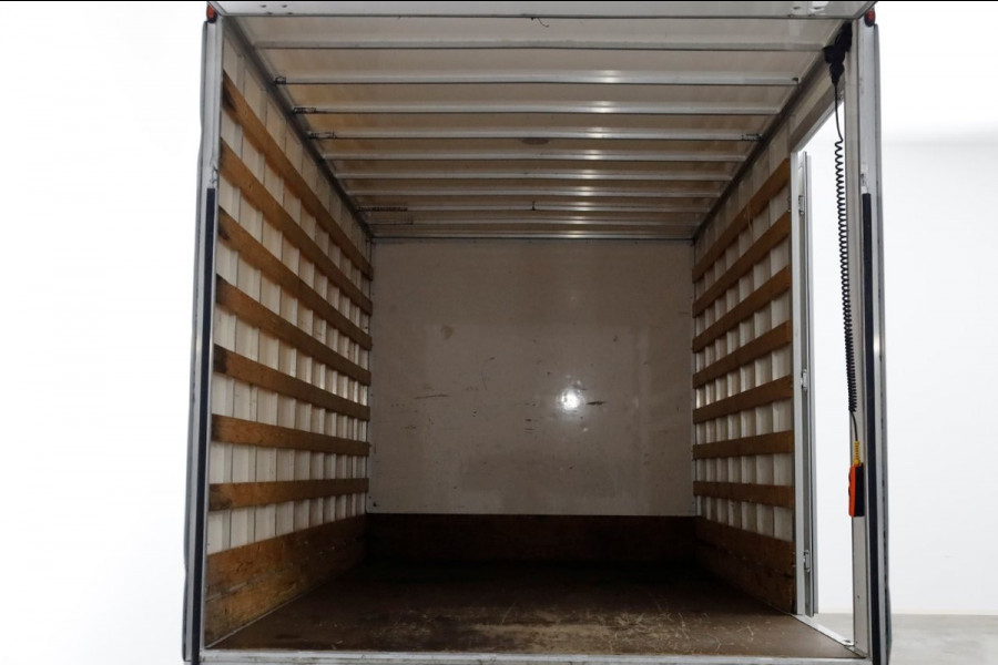 Volkswagen Crafter 35 2.0 TDI 140pk Bakwagen met laadklep en zijdeur 01-2022