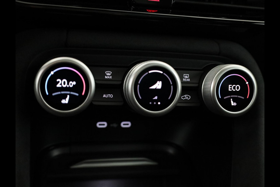 Škoda Kodiaq 1.5 TSI PHEV Sportline Business 204 pk 6 versn. DSG | Comfort Pakket | Panorama Dak | Dynamic Chassis Control Pakket | Head-up display | Parkeer Pakket | Trekhaak | Winter Pakket | Velgen: 20" lichtmetalen velgen Rila aero, antraciet zwart