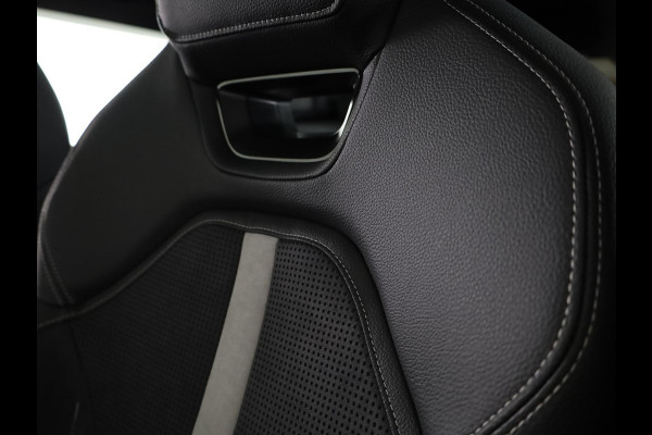 Škoda Kodiaq 1.5 TSI PHEV Sportline Business 204 pk 6 versn. DSG | Comfort Pakket | Panorama Dak | Dynamic Chassis Control Pakket | Head-up display | Parkeer Pakket | Trekhaak | Winter Pakket | Velgen: 20" lichtmetalen velgen Rila aero, antraciet zwart
