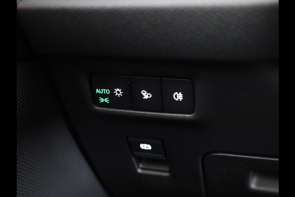 Škoda Kodiaq 1.5 TSI PHEV Sportline Business 204 pk 6 versn. DSG | Comfort Pakket | Panorama Dak | Dynamic Chassis Control Pakket | Head-up display | Parkeer Pakket | Trekhaak | Winter Pakket | Velgen: 20" lichtmetalen velgen Rila aero, antraciet zwart