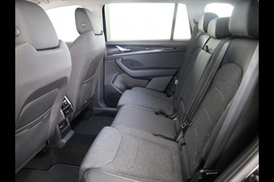 Škoda Kodiaq 1.5 TSI PHEV Business Edition 204 pk 6 versn. DSG | Sunset | Trekhaak | Velgen: 18" lichtmetalen velgen Soira aero, zilver