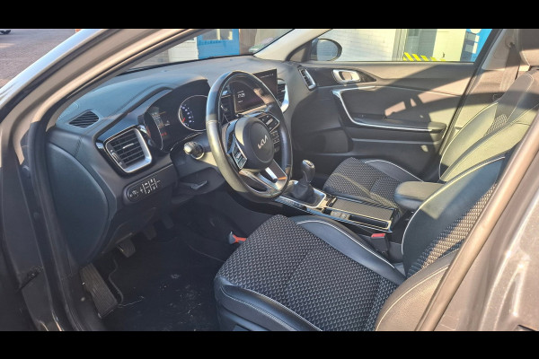 Kia Ceed 1.0 T-GDi DynamicPlusLine |Stoelverwarming|Camera|Trekhaak | Carplay