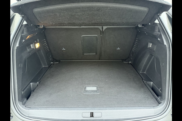 Peugeot 3008 131PK AUT-8 Navi 360°Camera Elektr.Stoel+Geheugen Apple Carplay Android Trekhaak Ergo-Comfort Stoelen Memory Ecc Cruise Control  Pack City Stoelverwarming Lmv Keyless Bluetooth Visio park 1 Privacy Glas Verkeersbord detectie Origineel Nederlandse Auto