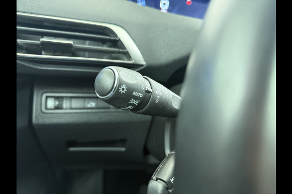 Peugeot 3008 131PK AUT-8 Navi 360°Camera Elektr.Stoel+Geheugen Apple Carplay Android Trekhaak Ergo-Comfort Stoelen Memory Ecc Cruise Control  Pack City Stoelverwarming Lmv Keyless Bluetooth Visio park 1 Privacy Glas Verkeersbord detectie Origineel Nederlandse Auto