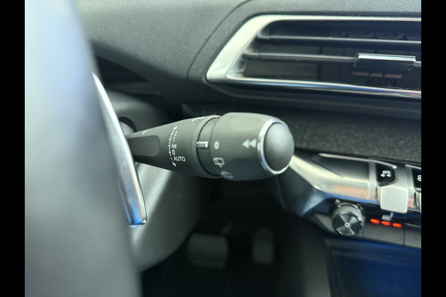 Peugeot 3008 131PK AUT-8 Navi 360°Camera Elektr.Stoel+Geheugen Apple Carplay Android Trekhaak Ergo-Comfort Stoelen Memory Ecc Cruise Control  Pack City Stoelverwarming Lmv Keyless Bluetooth Visio park 1 Privacy Glas Verkeersbord detectie Origineel Nederlandse Auto