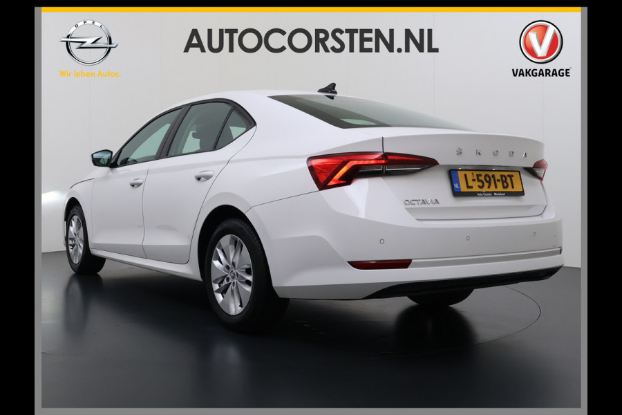 Škoda Octavia 111PK Apple Carplay Android Auto Virtual Cockpit Cruise Control Navi Bluetooth Led Ambition 16"Lmv Autonomous Emergency Braking Airco Isofix DAB Smartlink 1e Eigenaar Origineel Nederlandse Auto