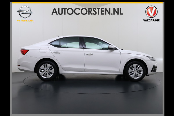 Škoda Octavia 111PK Apple Carplay Android Auto Virtual Cockpit Cruise Control Navi Bluetooth Led Ambition 16"Lmv Autonomous Emergency Braking Airco Isofix DAB Smartlink 1e Eigenaar Origineel Nederlandse Auto
