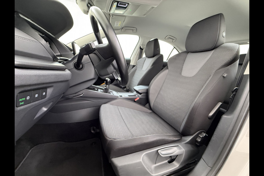 Škoda Octavia 111PK Apple Carplay Android Auto Virtual Cockpit Cruise Control Navi Bluetooth Led Ambition 16"Lmv Autonomous Emergency Braking Airco Isofix DAB Smartlink 1e Eigenaar Origineel Nederlandse Auto