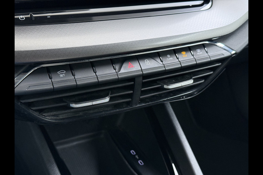 Škoda Octavia 111PK Apple Carplay Android Auto Virtual Cockpit Cruise Control Navi Bluetooth Led Ambition 16"Lmv Autonomous Emergency Braking Airco Isofix DAB Smartlink 1e Eigenaar Origineel Nederlandse Auto