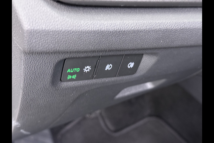 Škoda Octavia 111PK Apple Carplay Android Auto Virtual Cockpit Cruise Control Navi Bluetooth Led Ambition 16"Lmv Autonomous Emergency Braking Airco Isofix DAB Smartlink 1e Eigenaar Origineel Nederlandse Auto