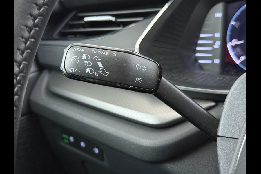 Škoda Octavia 111PK Apple Carplay Android Auto Virtual Cockpit Cruise Control Navi Bluetooth Led Ambition 16"Lmv Autonomous Emergency Braking Airco Isofix DAB Smartlink 1e Eigenaar Origineel Nederlandse Auto