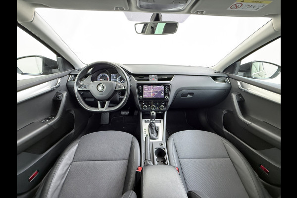 Škoda Octavia 116PK 5Drs Automaat Stoelverwarming Apple Carplay/Android Auto Navi Ecc Bluetooth Cruise Control Pdc Ambition Business Lmv Led Smartlink DSG All Season banden Privacy Glas 1e Eigenaar Dealeronderhouden Origineel Nederlandse Auto