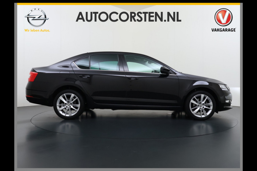 Škoda Octavia 116PK 5Drs Automaat Stoelverwarming Apple Carplay/Android Auto Navi Ecc Bluetooth Cruise Control Pdc Ambition Business Lmv Led Smartlink DSG All Season banden Privacy Glas 1e Eigenaar Dealeronderhouden Origineel Nederlandse Auto