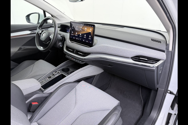 Škoda ENYAQ iV 80 204PK Warmtepomp Camera SOH 93% Navi 3-Zone Ecc Stuur+Stoelverwarming Android Auto Apple Carplay P-Assist Cruise Control Lane Assist Isofix Keyless-go 1e Eigenaar Origineel Nederlandse Auto