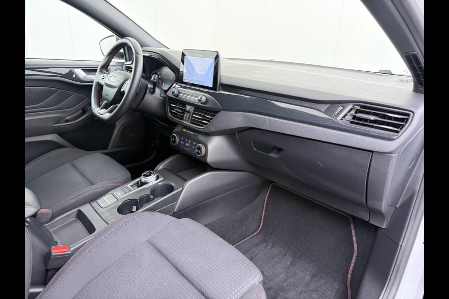 Ford FOCUS Wagon 1.5T 150PK Automaat ST Line Design Automaat Adap.Cruise Stoel+Stuur+Voorruitverwarming Apple Carplay Android Auto Navi Ecc 18"Lmv Lane Assist Privacy Glas Pdc Adap.Led Isofix Keyless Licht-/regensensor