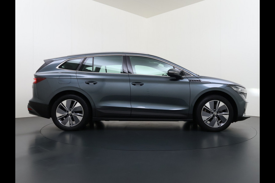 Škoda ENYAQ iV 80 204PK Trekhaak Warmtepomp Stuur+Stoelverwarming 3-Zone Ecc Camera Apple Carplay Android Auto P-Assist SOH 87% Isofix Pdc Lmv Led DAB Cruise Control Rijstrooksensor 1.000KG Trekgewicht Origineel Nederlandse Auto
