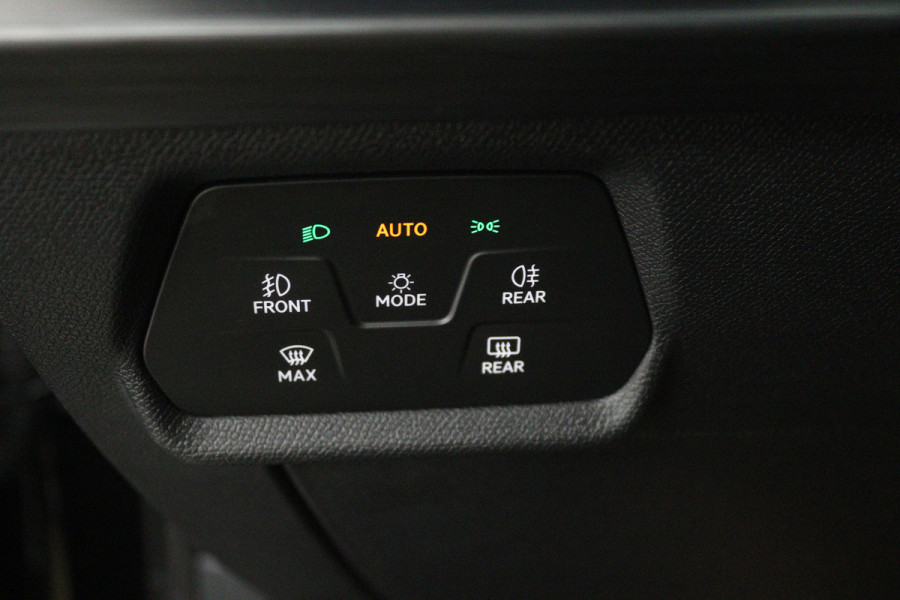 CUPRA Formentor 1.5 TSI Business Edition (PANORAMADAK, STOEL/STUUR VERWARMING, CAMERA)
