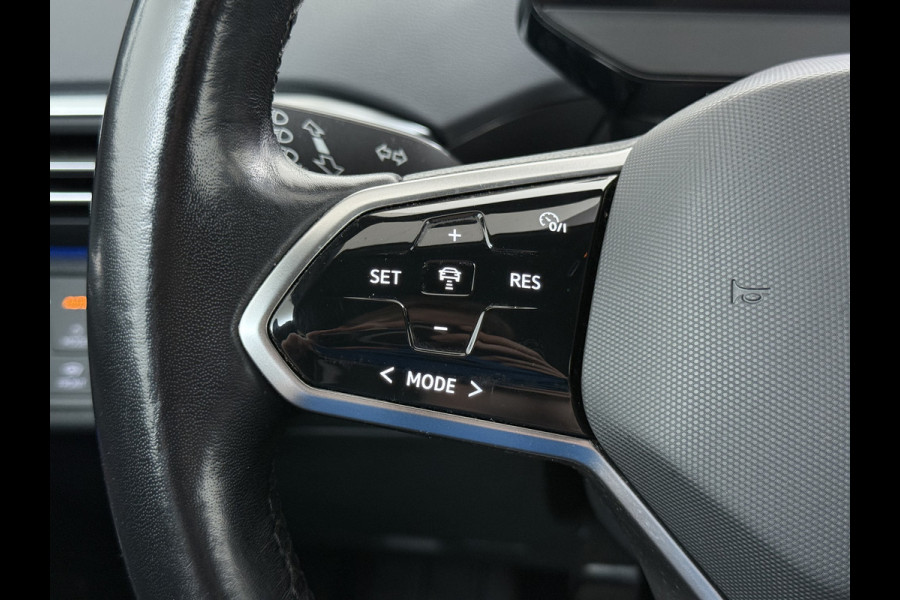 Volkswagen ID.4 First 82kWh 204PK SOH 90% Trekhaak Warmtepomp Lmv 20" Adap.Cruise Stoel+Stuurverwarming Camera Navi Android Auto Apple Carplay S Privacy Glas Isofix Led Rijstrooksensor 1.000KG Trekgewicht 1e Eigenaar Origineel Nederlandse Auto