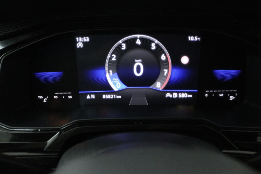 Volkswagen Polo 1.0 TSI Life Business (TREKHAAK, STOELVERWARMING, CRUISE CONTROL ADAPTIEF, DIGITALE COCKPIT)
