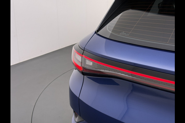Volkswagen ID.4 82kWh 204PK 90%SOH Trekhaak Adap.Cruise Stoelverwarming Apple Carplay Android Auto Navi Ecc Pdc Privacy Glas Led Isofix DAB Bluetooth All Seasonbanden Voorruitverwarming Wifi 1.000KG Trekgewicht 1e Eigenaar Origineel Nederlandse Auto