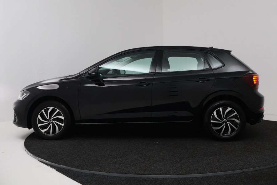Volkswagen Polo 1.0 TSI Life Business (STOELVERWARMING, CAMERA, DIGITALE COCKPIT, CRUISE ADAPTIEF)