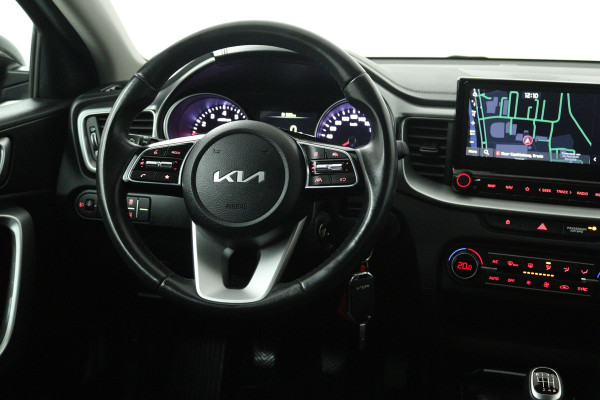 Kia Ceed Sportswagon 1.0 T-GDi DynamicLine (ACHTERUITRIJCAMERA, NAVIGATIE, CARPLAY, PARKEERSENSOREN)