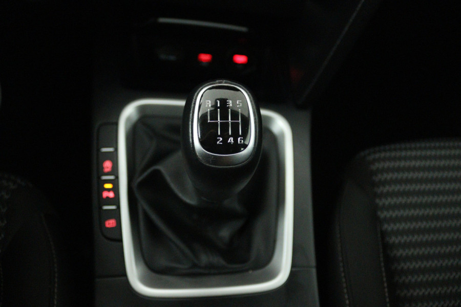 Kia Ceed Sportswagon 1.0 T-GDi DynamicLine (ACHTERUITRIJCAMERA, NAVIGATIE, CARPLAY, PARKEERSENSOREN)
