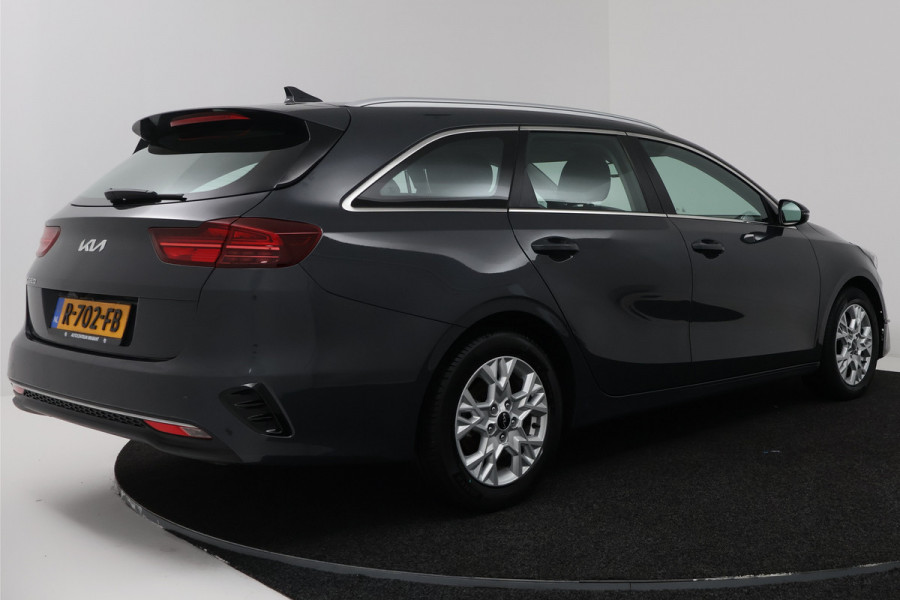 Kia Ceed Sportswagon 1.0 T-GDi DynamicLine (ACHTERUITRIJCAMERA, NAVIGATIE, CARPLAY, PARKEERSENSOREN)