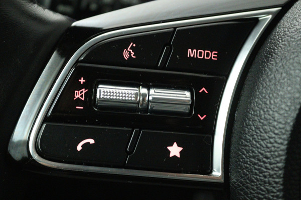 Kia Ceed Sportswagon 1.0 T-GDi DynamicLine (ACHTERUITRIJCAMERA, NAVIGATIE, CARPLAY, PARKEERSENSOREN)