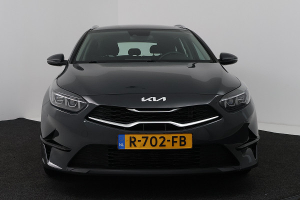 Kia Ceed Sportswagon 1.0 T-GDi DynamicLine (ACHTERUITRIJCAMERA, NAVIGATIE, CARPLAY, PARKEERSENSOREN)