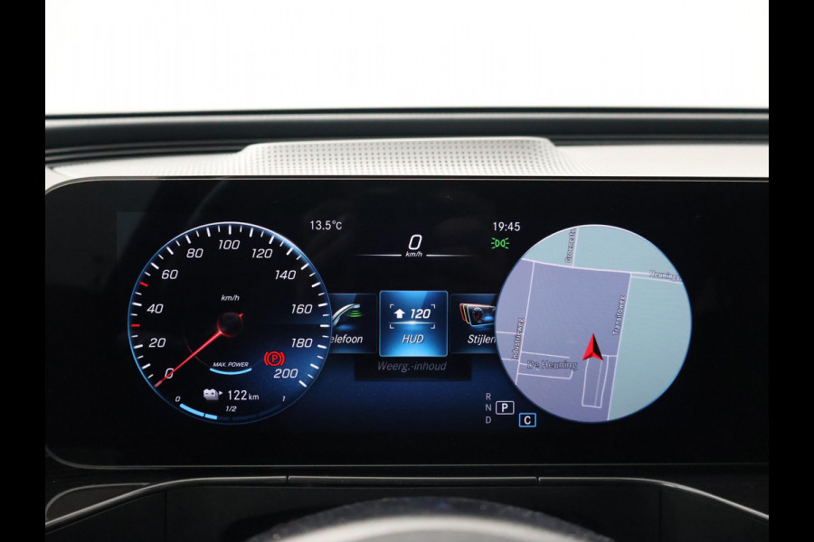Mercedes-Benz EQC 400 4MATIC AMG SPORT 80 kWh + 21 INCH | TREKHAAK | BURMESTER | SCHUIFDAK | HEAD-UP | 360 CAMERA