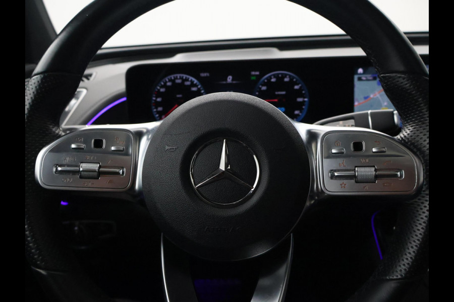 Mercedes-Benz EQC 400 4MATIC AMG SPORT 80 kWh + 21 INCH | TREKHAAK | BURMESTER | SCHUIFDAK | HEAD-UP | 360 CAMERA