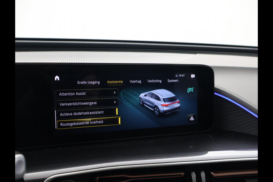 Mercedes-Benz EQC 400 4MATIC AMG SPORT 80 kWh + 21 INCH | TREKHAAK | BURMESTER | SCHUIFDAK | HEAD-UP | 360 CAMERA