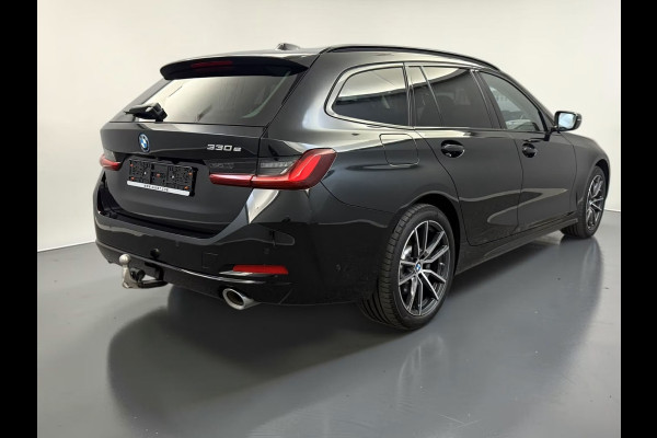 BMW 3 Serie Touring 330e ** LED. NAVI+, LEDER, TREKH, SPORTST, ACC, KEYLESS, ALARM, 18-inch LMV ** 1e EIG - UNFALLFREI ** ** INFORMEER OOK NAAR ONZE AANTREKKELIJKE FINANCIAL-LEASE TARIEVEN **