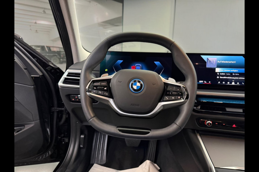 BMW 3 Serie Touring 330e ** LED. NAVI+, LEDER, TREKH, SPORTST, ACC, KEYLESS, ALARM, 18-inch LMV ** 1e EIG - UNFALLFREI ** ** INFORMEER OOK NAAR ONZE AANTREKKELIJKE FINANCIAL-LEASE TARIEVEN **