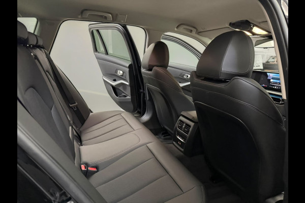 BMW 3 Serie Touring 330e ** LED. NAVI+, LEDER, TREKH, SPORTST, ACC, KEYLESS, ALARM, 18-inch LMV ** 1e EIG - UNFALLFREI ** ** INFORMEER OOK NAAR ONZE AANTREKKELIJKE FINANCIAL-LEASE TARIEVEN **