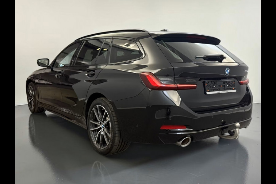 BMW 3 Serie Touring 330e ** LED. NAVI+, LEDER, TREKH, SPORTST, ACC, KEYLESS, ALARM, 18-inch LMV ** 1e EIG - UNFALLFREI ** ** INFORMEER OOK NAAR ONZE AANTREKKELIJKE FINANCIAL-LEASE TARIEVEN **