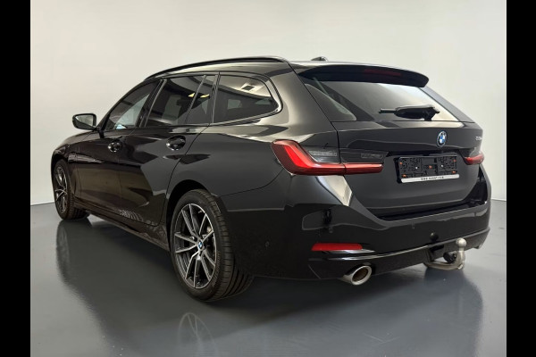BMW 3 Serie Touring 330e ** LED. NAVI+, LEDER, TREKH, SPORTST, ACC, KEYLESS, ALARM, 18-inch LMV ** 1e EIG - UNFALLFREI ** ** INFORMEER OOK NAAR ONZE AANTREKKELIJKE FINANCIAL-LEASE TARIEVEN **