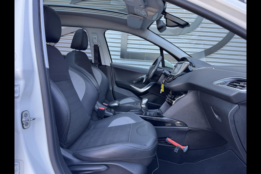 Peugeot 2008 1.2 PureTech Allure Navi|Pano|D-riem vv in 2025|Camera|Clima|Cruise|Carplay|N.A.P|Nieuwe APK bij Aflevering