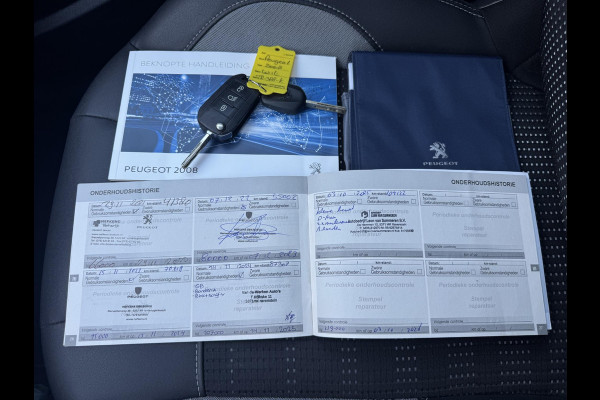 Peugeot 2008 1.2 PureTech Allure Navi|Pano|D-riem vv in 2025|Camera|Clima|Cruise|Carplay|N.A.P|Nieuwe APK bij Aflevering