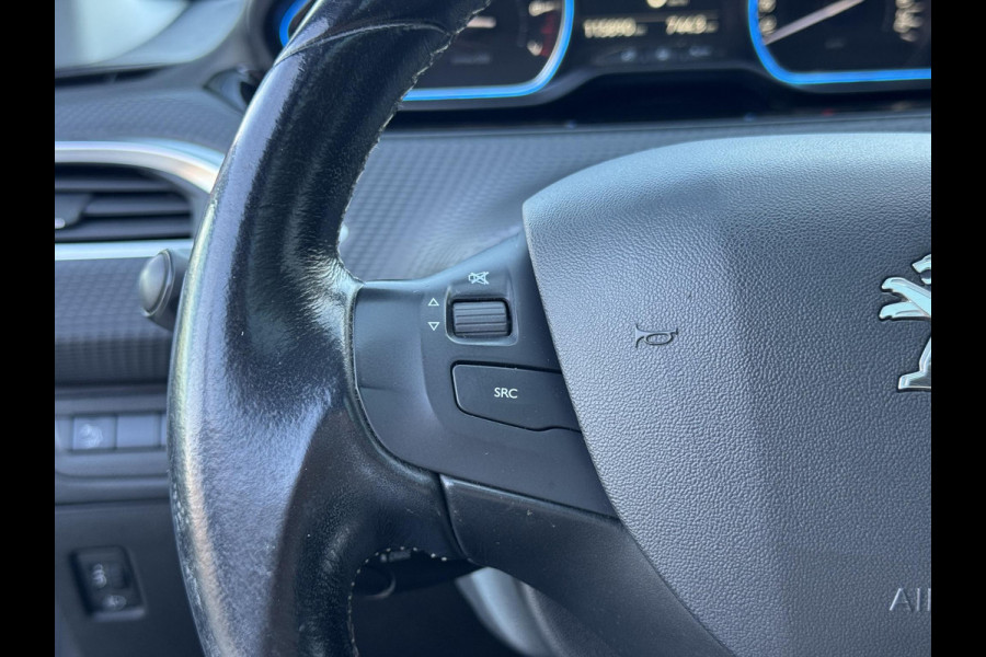 Peugeot 2008 1.2 PureTech Allure Navi|Pano|D-riem vv in 2025|Camera|Clima|Cruise|Carplay|N.A.P|Nieuwe APK bij Aflevering