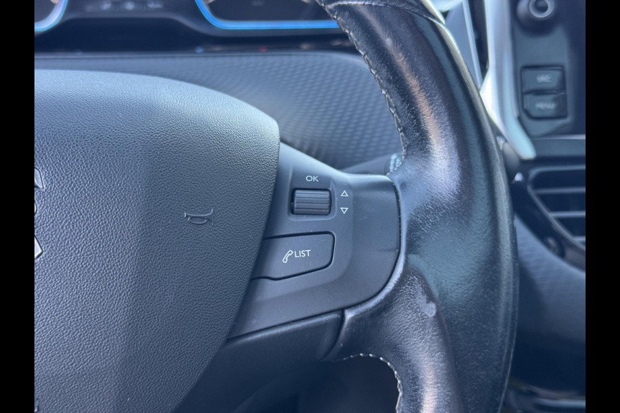 Peugeot 2008 1.2 PureTech Allure Navi|Pano|D-riem vv in 2025|Camera|Clima|Cruise|Carplay|N.A.P|Nieuwe APK bij Aflevering
