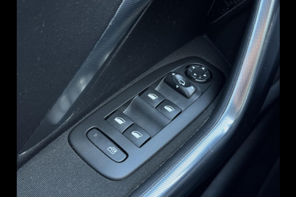 Peugeot 2008 1.2 PureTech Allure Navi|Pano|D-riem vv in 2025|Camera|Clima|Cruise|Carplay|N.A.P|Nieuwe APK bij Aflevering